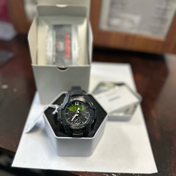G-SHOCK GRAVITYMASTER MASTER OF G MEN’S WATCH GRB100-1A3 - Picture 3 of 3